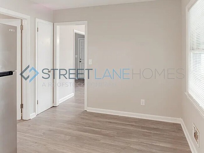 Building Photo - 2620 Providence Ct