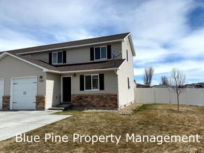 Building Photo - 779 Meppen Dr