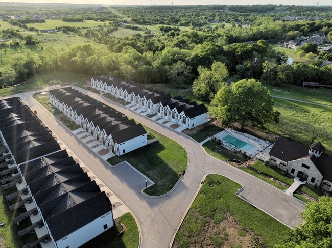 Community Aerial - 3405 Redbud Ln