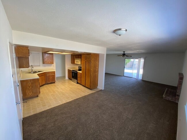 Building Photo - 4409 Adidas Ave