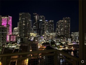 Building Photo - 350 S Miami Ave