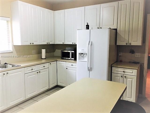 Photo - 2 bedroom in Hollywood FL 33012 Apartment