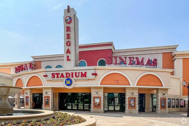 Regal Deer Park offers an amazing movie experience for Deer Park residents.