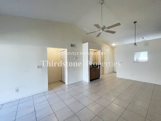 Foto del edificio - 5128 Indian Lakes Ct