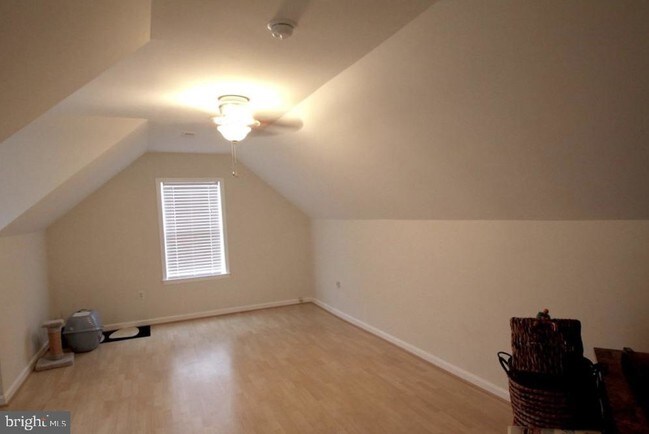 Foto del edificio - 9814 Minuteman Ct
