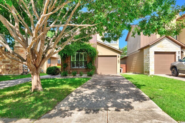 Building Photo - 3001 Corbin Ln