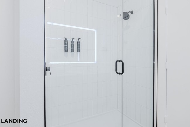 Foto del edificio - 2623 Keene St