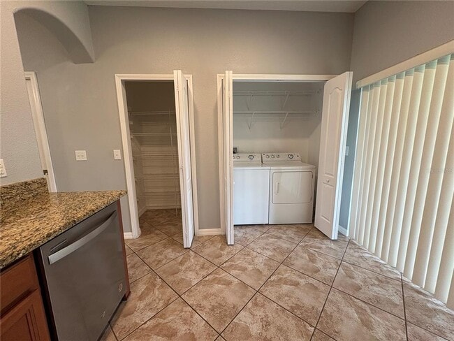 Foto del edificio - 2427 Willimette Dr