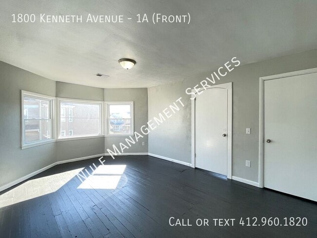 Building Photo - 1800 Kenneth Ave