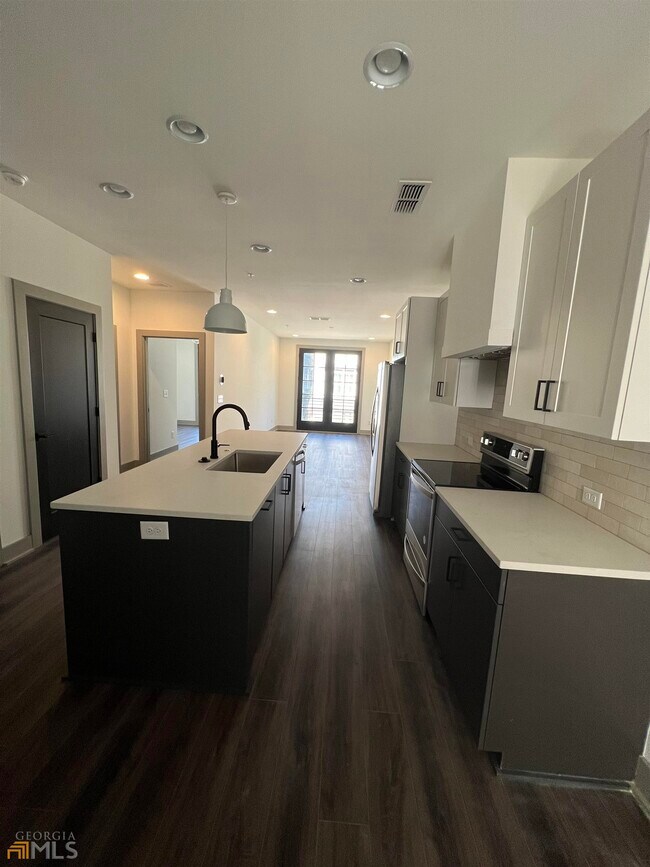 10 Becker Pl NW Unit 31, Atlanta, GA 30307 Condo for Rent in Atlanta