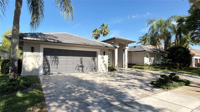 Foto del edificio - 3767 Oak Ridge Cir