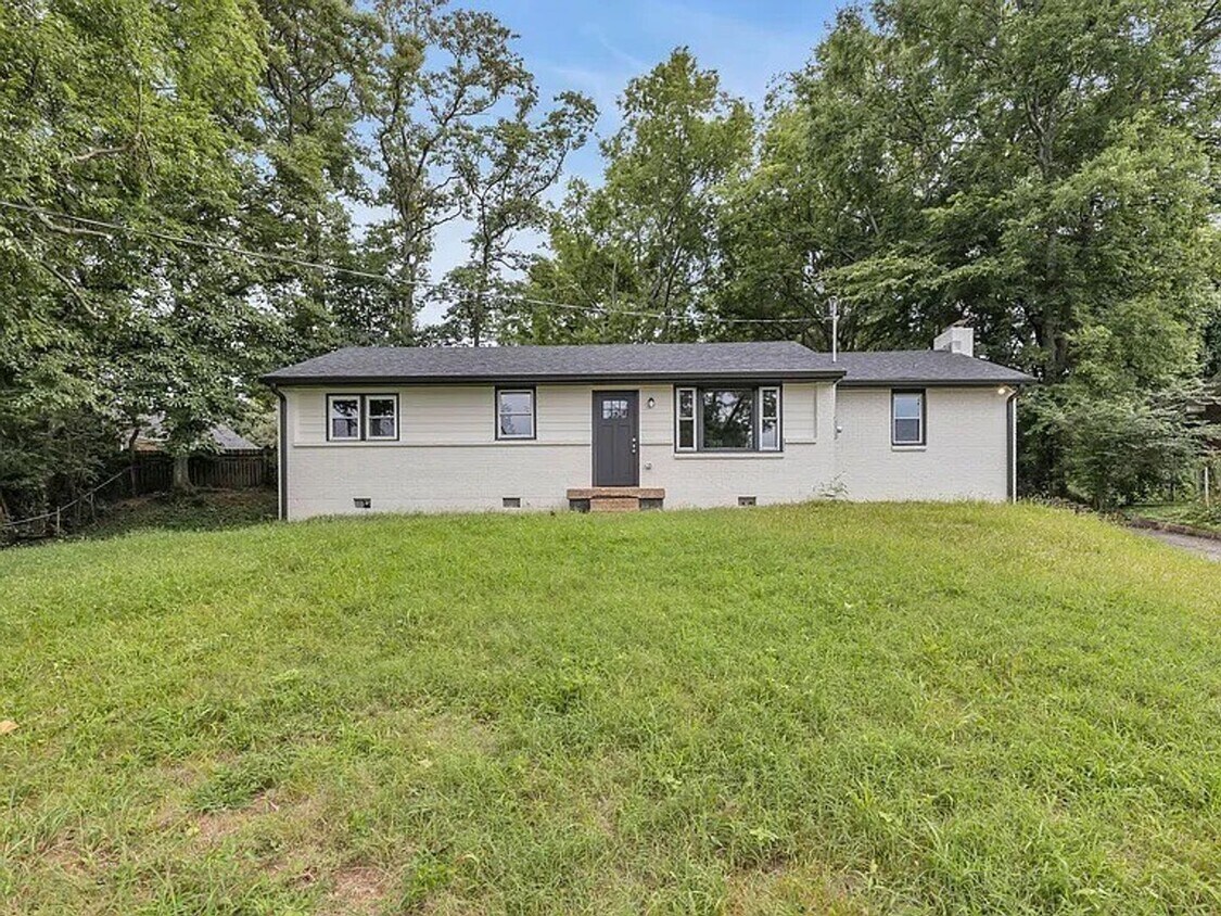 Foto principal - Newly Renovated 3 Bedroom in Woodbine