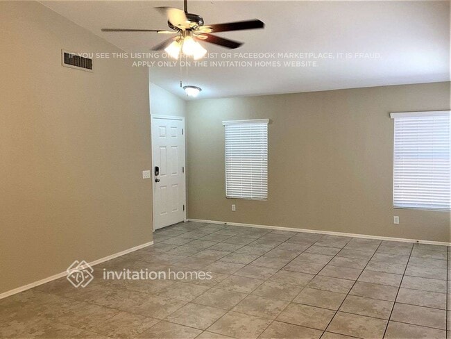 Building Photo - 10343 E Emelita Ave