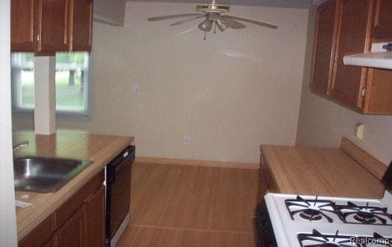 Foto del edificio - 1625 Mariner Dr