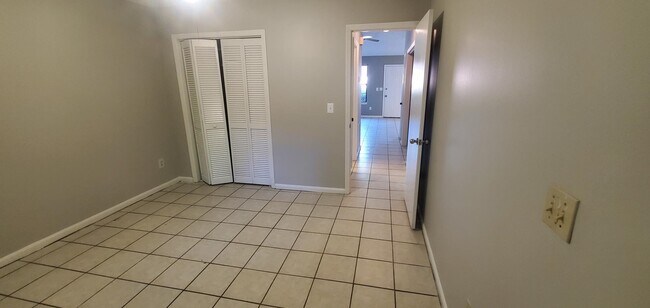 Foto del edificio - 2368 Hartsfield Way