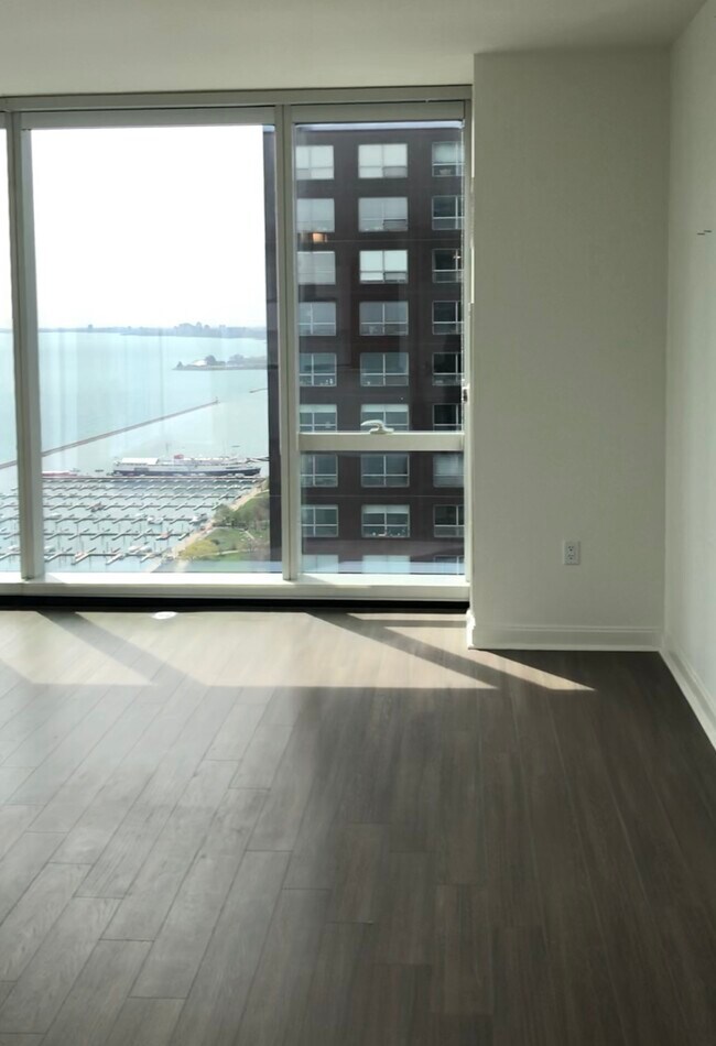 Foto del edificio - 505 E Illinois St