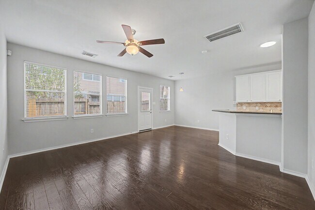 Building Photo - 43 S Camellia Grove Cir
