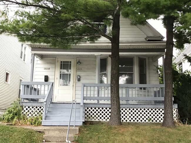 Building Photo - 2825 N Humboldt Blvd