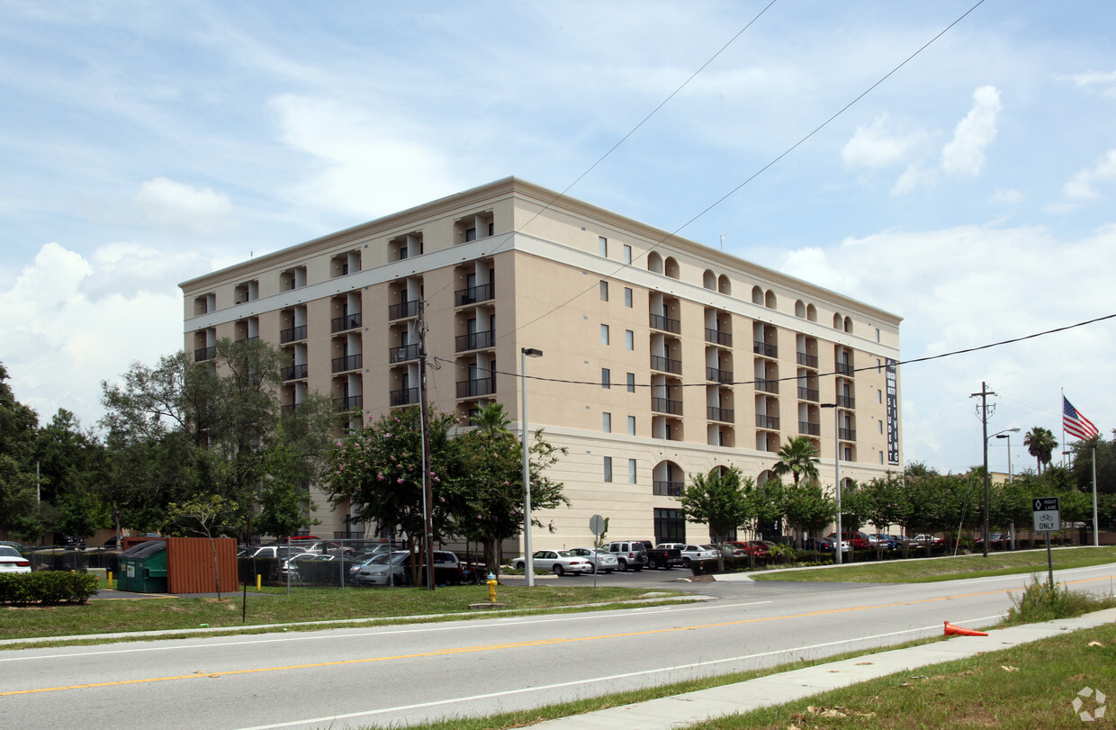 Malibu Apartments - Apartments in Tampa, FL | Apartments.com