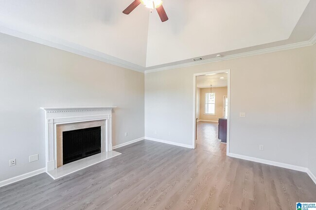 Foto del edificio - 1037 Savannah Ln