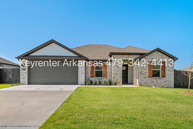 Bright, Open & Beautifully Designed 3-Bedroom Home - Bright, Open & Beautifully Designed 3-Bedroom Home