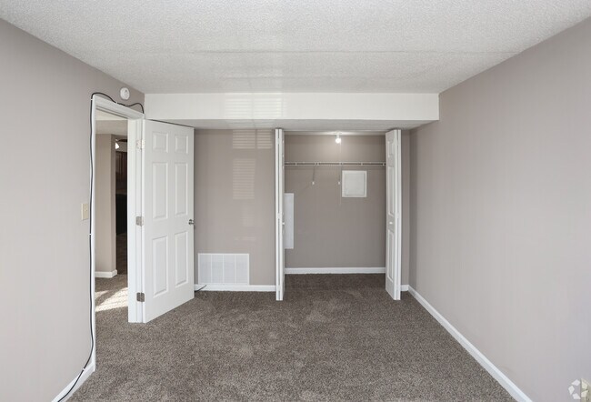 Foto del edificio - Woodland Springs