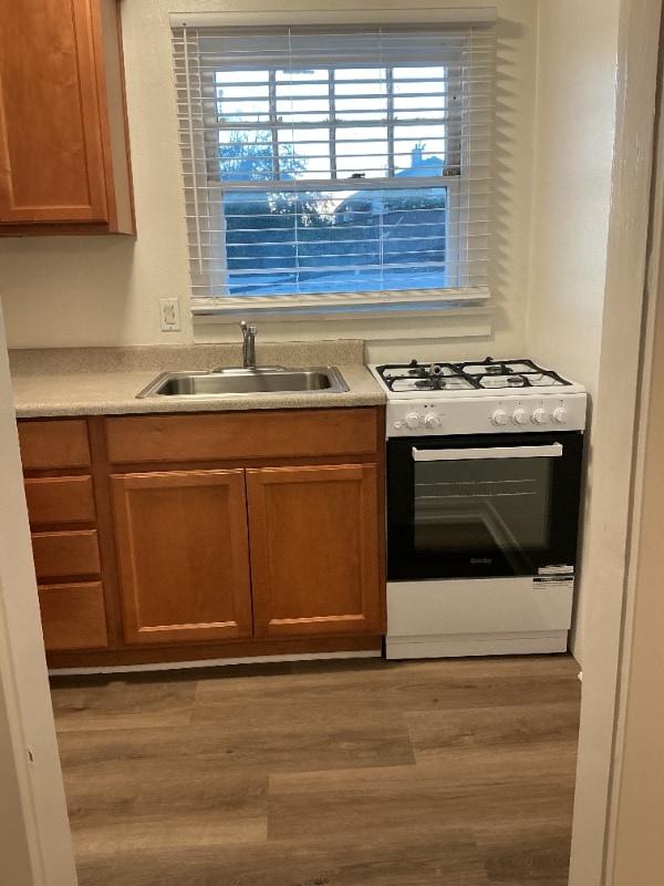 Photo - 324 E Broadway (Anaheim, CA)