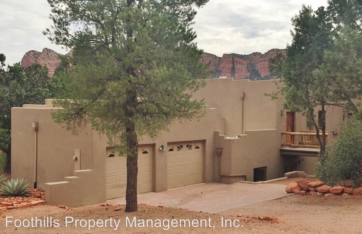 Primary Photo - 3 br, 2 bath House - 450 Montazona Trail