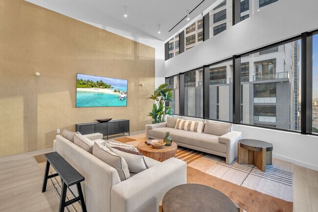 Foto del edificio - 225 N Miami Ave