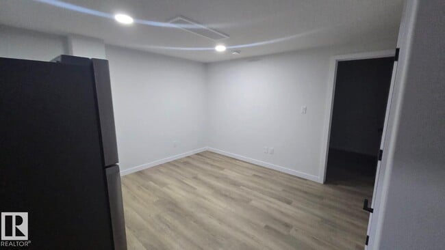 Building Photo - 336 Munn Way