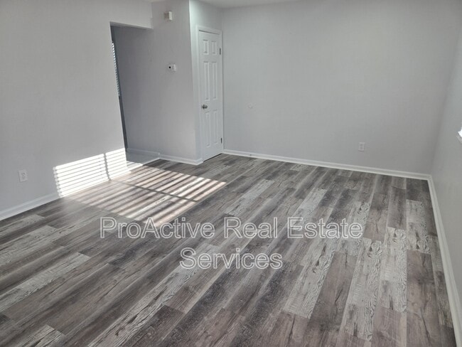 Building Photo - 9523 18th Bay St
