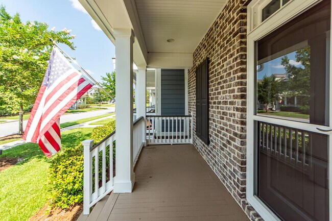 Foto del edificio - 3437 Fairwater Pl