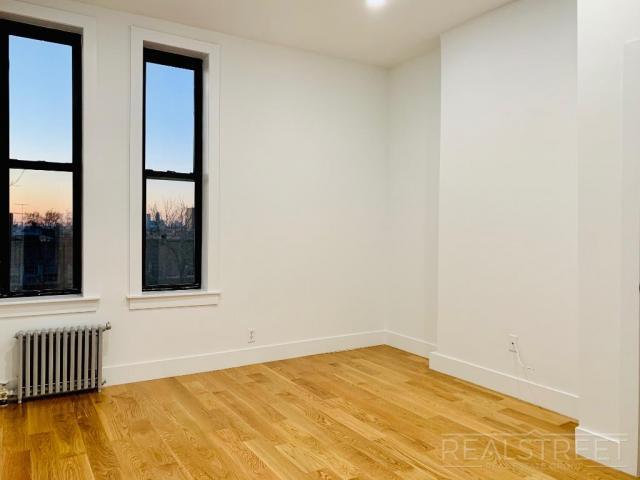 Foto del edificio - 2 bedroom in BROOKLYN NY 11215