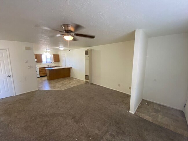 Foto del edificio - 2 Bedroom, 1 Bathroom Twin Home