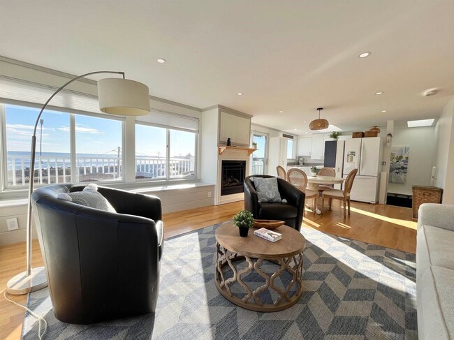 Building Photo - 1497 Ocean 3rd Floor