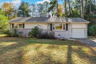 Building Photo - 3805 Hillgrand Dr