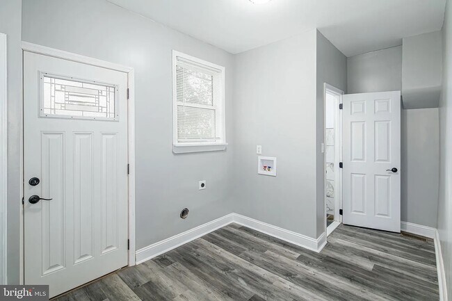 Foto del edificio - 6138 Morton St