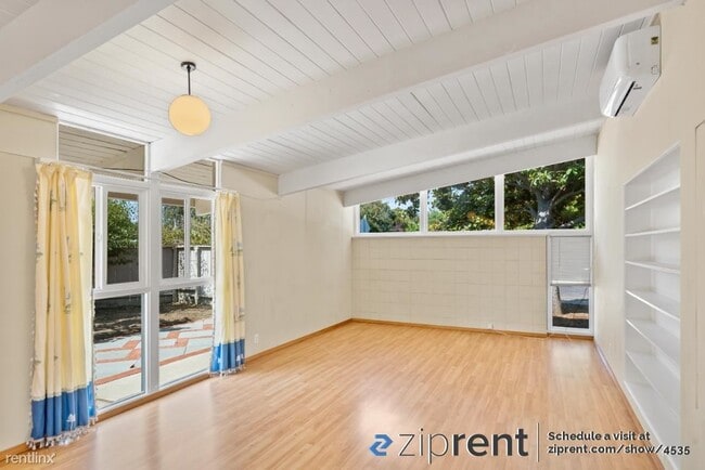 Building Photo - 4 br, 2 bath House - 2085 Sandalwood Ct, P...