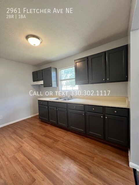 Building Photo - Bungalow style 2 bedroom home for rent - C...