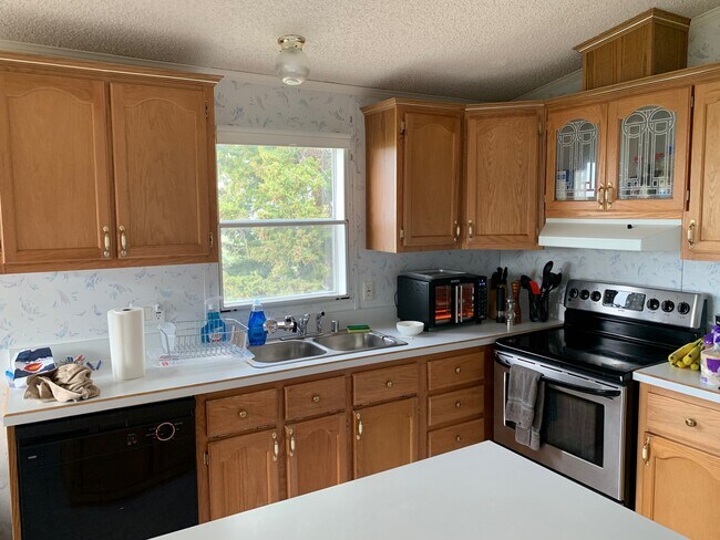 Building Photo - 763 Bonell Dr