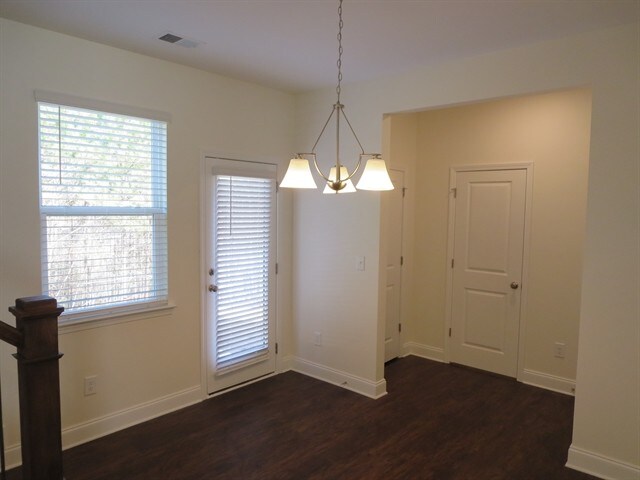 Foto del edificio - 134 Cobblestone Dr