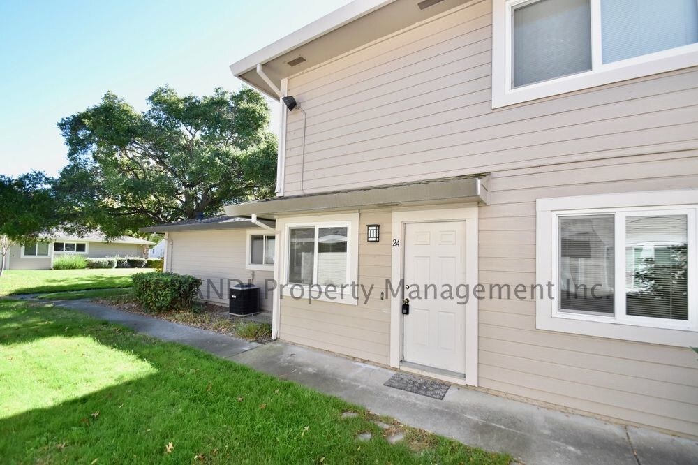 24 Lassen Ln, Novato, CA 94947 Condo for Rent in Novato, CA