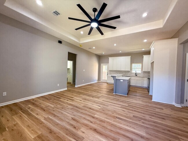 Foto del edificio - 780 Woodland St