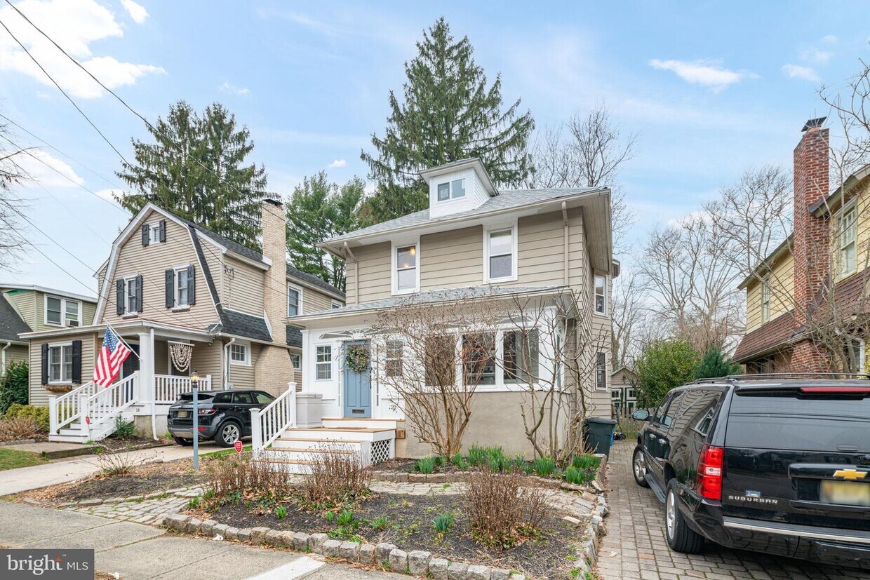 20 Evergreen Ln, Haddonfield, NJ 08033 House Rental in Haddonfield