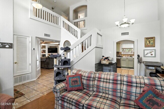 Building Photo - 12361 Tierra Arroyo Dr
