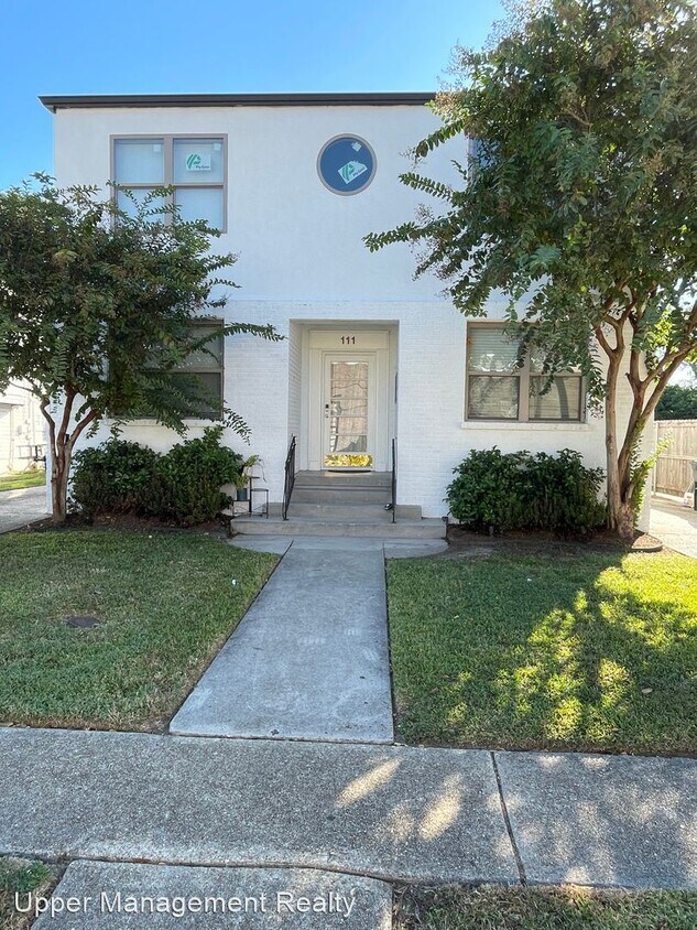 2 br, 1 bath Apartment 111 Elmeer Avenue... Apartment for Rent in