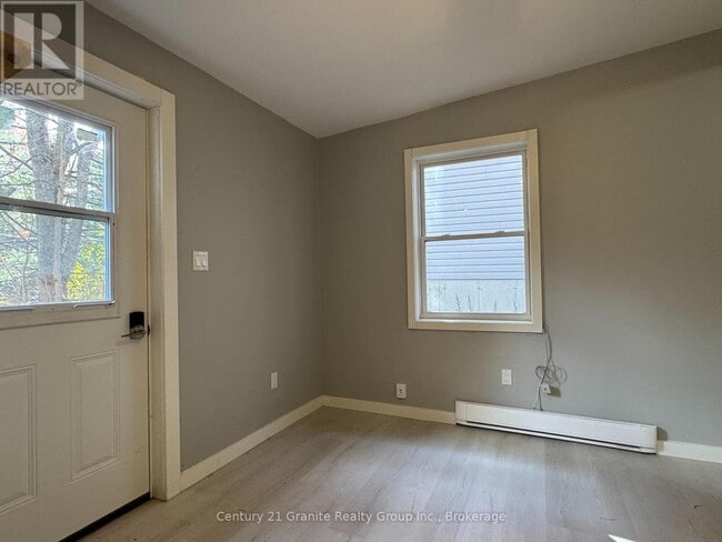 Building Photo - 4687 Haliburton County Rd 21