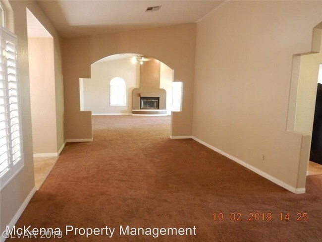 Building Photo - 3 br, 2.5 bath House - 9510 Desert Crest