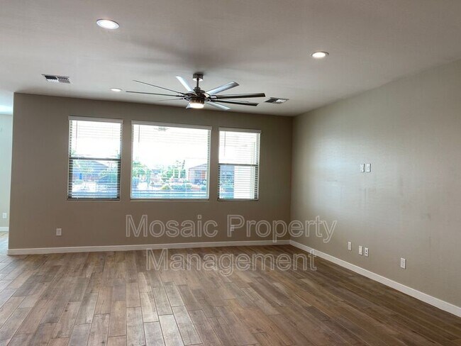 Building Photo - 40681 W Hall Dr