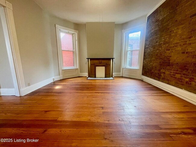 Building Photo - 1218 S Brook St